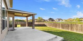 GORGEOUS 4-bedroom 2.5 bathroom house in The Landing at Clear Creek! Gallery 20