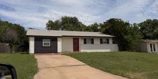 2815 Northwest Lincoln Avenue Gallery 1