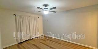 409 W Pontiac Dr Gallery 6