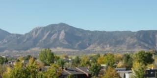 Glenlake Apartments Gallery 11