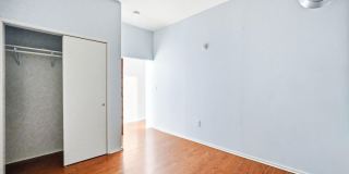 440 Walnut St Gallery 29