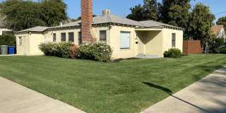 Lovely 2-bdrm./1-bath home with bonus room available now! Gallery 1