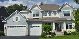 Luxury 5BR Home with Sport Court in Eastbrook Community – Cottage Grove Gallery 1