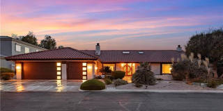 Hard to Find, Single Story Pool and Spa Home Gallery 1