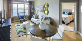 Lake Vue Apartments Gallery 7