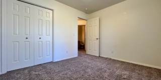 3 bedroom 2 bath In The Heart of Eagle Gallery 8