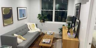 460 E New York Avenue Gallery 1