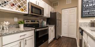 Oaks at Normandy Apartments Gallery 14