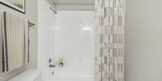 The Hamptons Gallery 21