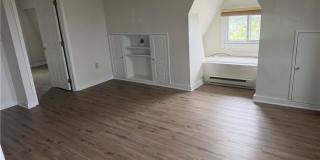 133 Cattell Street Gallery 1