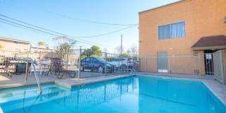 5708 Tujunga Ave. Gallery 36