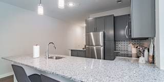 The NinetyNine Gallery 12