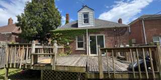 9927 Beaconsfield Street Gallery 15