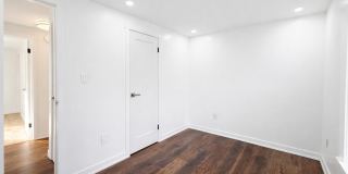 87 MERSELES ST Gallery 28