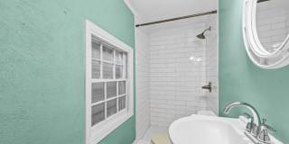 2 Bedroom, 2 Bath Home with ADU Downtown Charleston! Gallery 23