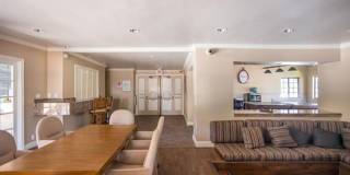 Spacious 2 Bed / 2 Bath Condo in Prime UTC/La Jolla Location! Gallery 28
