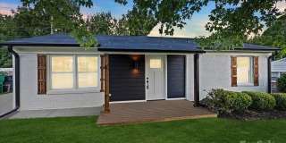 Room in 3 Bedroom Home at Braden Dr Gallery 14
