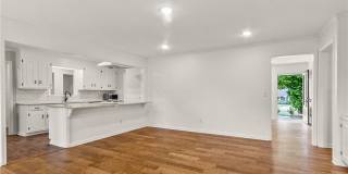 1011 Heritage Lane Gallery 9