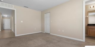 25 Louisville Drive Gallery 20