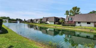 15217 W POND WOODS Drive Gallery 49