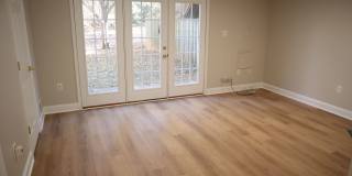 Exquisite Renovated Townhome in Germantown Estates Gallery 19