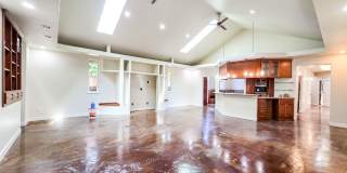 Spacious 3BD Rambler Spacious 3BD Rambler Gallery 10