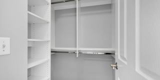 15552 Smithfield Drive Gallery 36