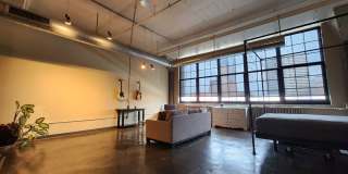 Downtown Saint Paul DREAM Loft-  Close to work, coffee, bars, restaurants, and light rail Gallery 3
