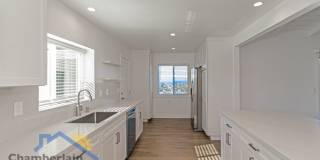 Spectacular View from this Single Story Home! Gallery 10