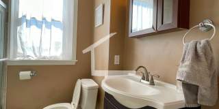 XL Modern & Sunny Apt near T!  Perfect for BU students and working pros alike! Gallery 10