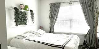**"Modern Elegance: Fully Updated 3-Bed, 2.5-Bath Townhome with Designer Kitchen"** Gallery 19