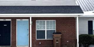 2BR/2.5 Bath Townhome Minutes to Camp Lejuene Gallery 1