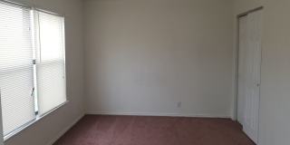 3 Bedroom Home in Gated Community ***Medical Center*** Gallery 10