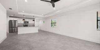 NEW VILLA HOME on the Golf Course Gallery 11