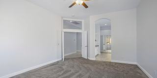 16601 N 104 Street Gallery 12