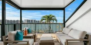310 La Peninsula Blvd unit: 310 Gallery 1