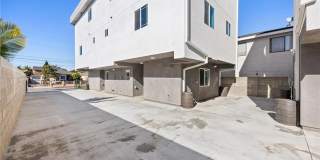 10940 South Osage Avenue Gallery 1