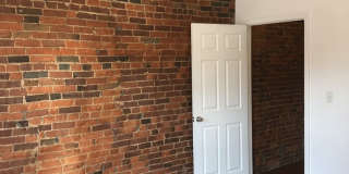 *****Gorgeous Lawrenceville 3-Bed / 1.5 Bath available FOR RENT   July 1st!!****** Gallery 5