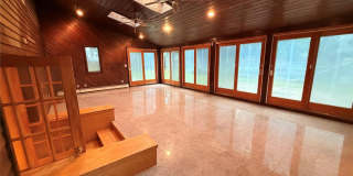 8 College Drive Gallery 16
