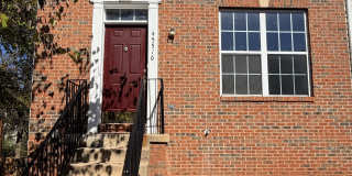 45516 Lakemont Square Gallery 1