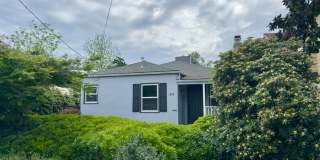 2 bedroom | 1 bathroom | Single family in East Sac Gallery 1