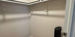 Bright & Updated 2Bd/1Ba Condo in Aurora Gallery 8