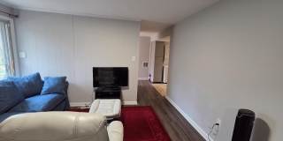 7009 LAMP POST unit: B Gallery 8