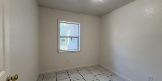 1570 Mc Conihe St Unit B Gallery 7