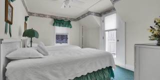 10 Chicago Boulevard Gallery 10