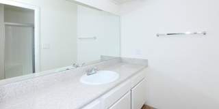 Carlyle Square Apartment Homes Gallery 28