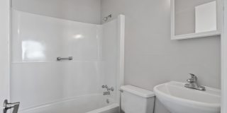 109th Place Apartments Gallery 31