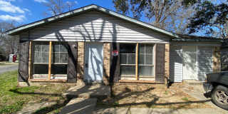 Spacious 4-Bedroom Home – Section 8 Welcome! Spacious 4-Bedroom Home – Section 8 Welcome! Gallery 1