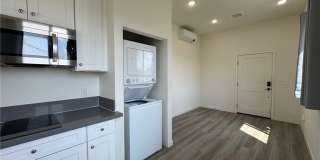 209 N Serrano Avenue 1/2 Gallery 5