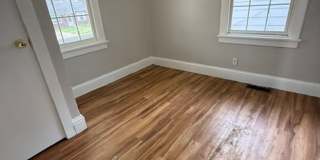 2 Bedroom / 1 bathroom House in Peoria, IL Gallery 14